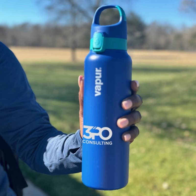 Vapur® Chill 20oz Insulated Water Bottle Admiral Blue with Malibu Teal Trim - 9